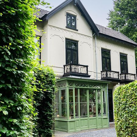 Boutique Hotel Villa Trompenberg هيلْفِرسوم المظهر الخارجي الصورة